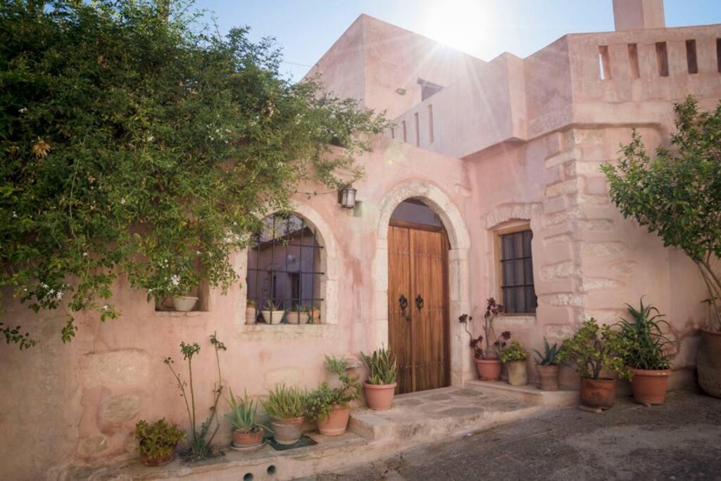 Вилла Nino'S House - In Kato Chorio Of Ierapetra Экстерьер фото